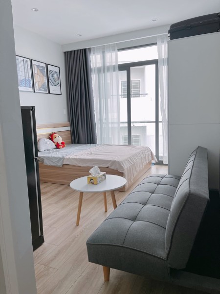 Cho thuê căn hộ sẵn nội thất gần chợ Hoàng Hoa Thám Tân Bình, 30m2