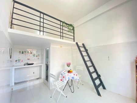 Cho thuê phòng trọ giá rẻ ở gần sân bay Tân Bình., 30m2