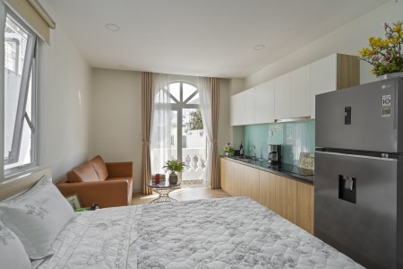 Studio full nội thất,bancon gần phố đi bộ nguyễn huệ, bùi viện, cầu ông lãnh, 50m2