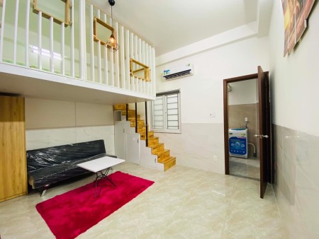 Căn hộ dịch vụ có gác Full nội thất ở Nhất chi mai p13 tân bình, 40m2