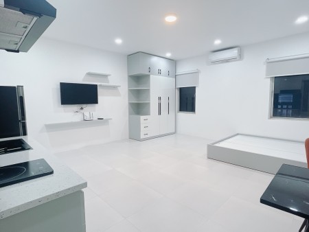 Quận 7 – Studio full nội thất xịn gần Vincom Q7, 35m2