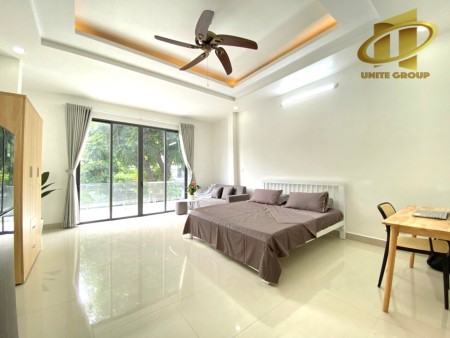 STUDIO FULL NỘI THẤT QUẬN 7 BAN CÔNG ĐÓN NẮNG XINH XĨU, 30m2