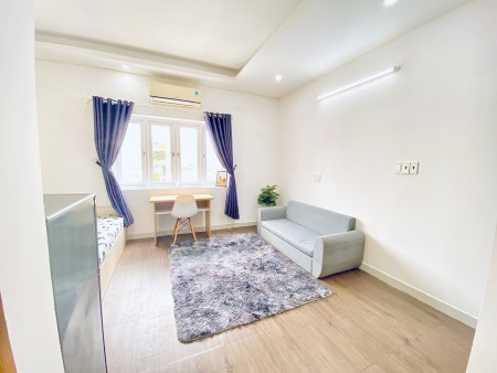 Quận 7 – Studio full nội thất, cửa sổ lớn đón nắng thoáng, 35m2