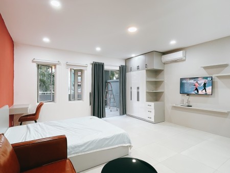 Căn hộ mới xây full nội thất, giá cả phải chăng, an ninh, đẹp thoáng, máy giặt riêng gần RMIT, 35m2