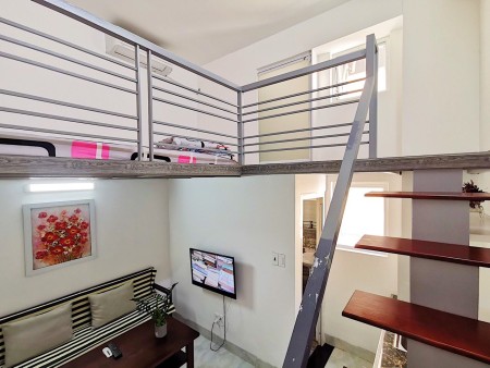 Quận 7 - Duplex full nội thất cửa sổ đón nắng thoáng mát, 30m2