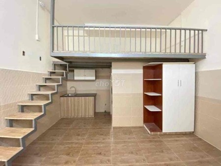 Phòng Trọ Rộng có Gác Cao ở Thoải mái người ở Tân Bình, 25m2