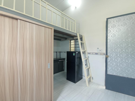  Phòng xinh xắn đủ nội thất, máy nước nóng như hình ngay trung tâm quận Tân Bình Giá chỉ 4trx, 20m2