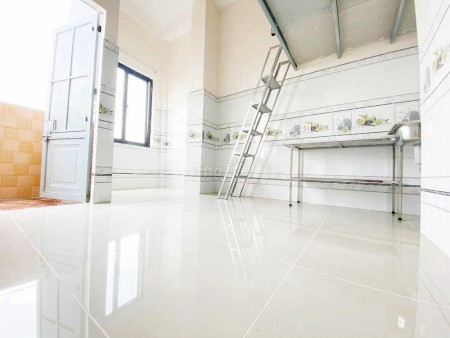 Phòng trọ giá rẻ cho SV ở Phạm Văn Bạch_Tân Bình, 28m2