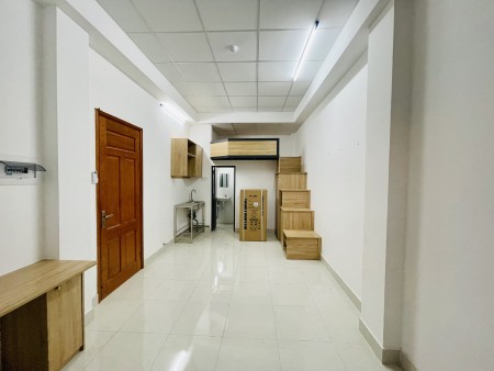 CĂN HỘ CÓ GÁC MỚI XÂY-FULL NỘI THẤT MỚI 100% NGAY LÊ TRỌNG TẤN, 30m2