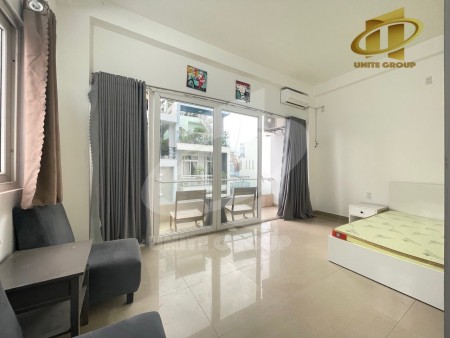 Cho thuê căn hộ 2PN tại Quận 5, full nội thất, tiện nghi, ban cộng rộng thoáng, 35m2