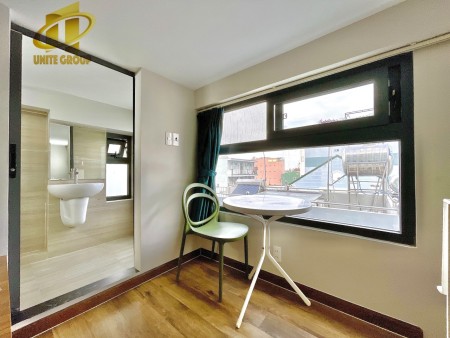Quận 7 - Duplex full nội thất cửa sổ lớn Lý Phục Man gần KCX Tân Thuận, 30m2