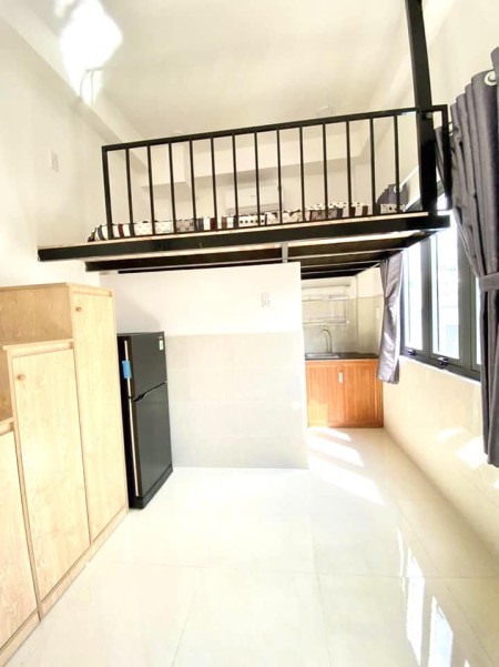 Chính chủ cho thuê phòng tại Phạm Văn Bạch, có máy lạnh., 25m2