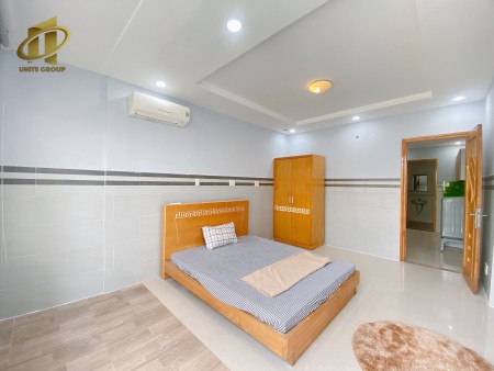 Studio full nội thất cửa sổ lớn đón nắng ngay KDC Kim Sơn sát Quận 7, 30m2