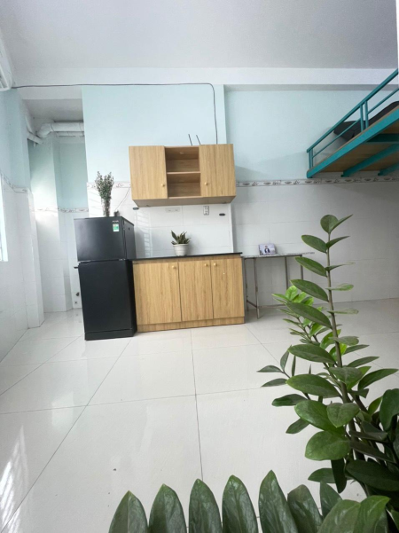 Cho thuê phòng đường Tân Hương - quận Tân Phú, 28m2