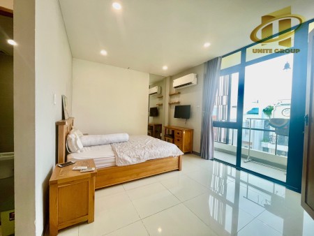 Căn hộ Stuido full nội thất, tiện nghi, Ban công rộng thoáng gần chợ , Crescent Mall, 30m2