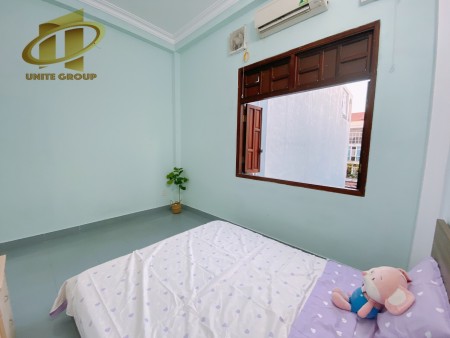 Quận 8 căn hộ full nội thất, đầy đủ tiện nghi cửa sổ lớn đẹp thoáng an ninh, 35m2