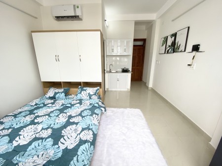 Quận 7 - Studio full nội thất sang sịn mịn, 30m2