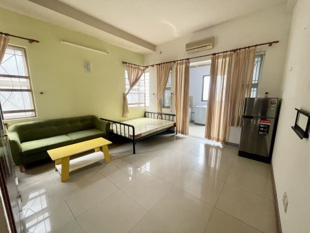 CH RỘNG 45M2_Giá Rẻ_Full Nội Thất_Vách ngăn_Gần ĐH TĐTU, RMIT, LOTTE Q7, 45m2