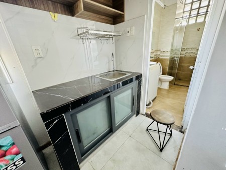 Quận 7 - Duplex full nội thất cửa sổ lớn Lý Phục Man gần khu chế xuất Tân Thuận, 30m2