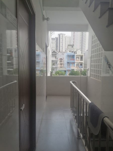 Cho thuê phòng máy lạnh 20m2 đường 284 Cao Lỗ P4 Q8, 20m2