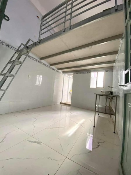 PHÒNG TRỌ CÓ GÁC GIÁ TỐT TẠI TÂN PHÚ GẦN HUFI, 25m2