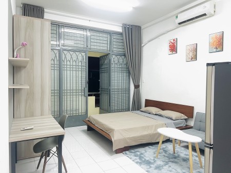 Phòng 35m2 Ban Công, Đường Nguyễn Văn Thủ, Đakao, Quận 1-khu phố Nhật, 35m2