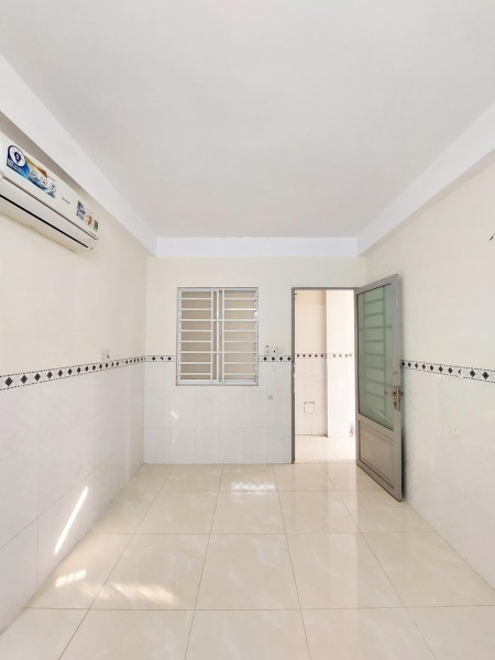 Phòng trọ giá rẻ ở Cống lở Tân Bình, 25m2