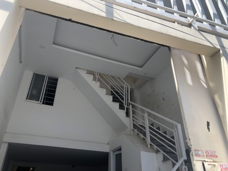 Cho thuê phòng trọ giá rẻ hẻm 1283 Huỳnh Tấn Phát, Q.7, 28m2