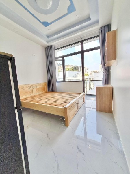 Phòng cho thuê Tân Bình, giờ giấc tự do, 27m2