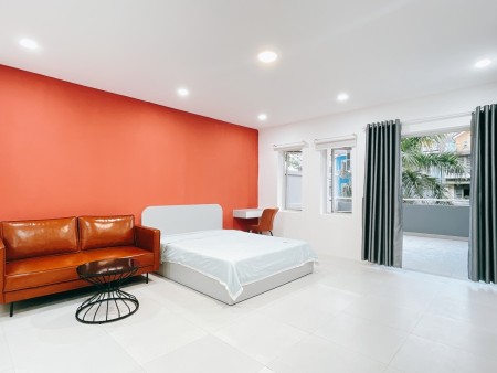 Quận 7 – Căn hộ 1PN ban công full nội thất sang xịn gần Vincom Q7, 30m2