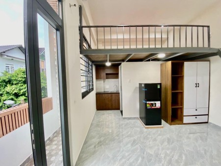 Cho thuê căn hộ dịch vụ Duplex giá rẻ có ban công - Giá 4tr5, 25m2