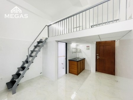 Phòng trọ Gác cao_có Máy Lạnh ở Hồng Hà, P2 Tân Bình, 25m2