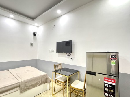 Căn hộ mini đẹp giá HSSV đủ nội thất gần UFM, cầu Tân Thuận, 30m2