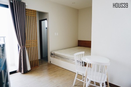 Quận 7 – Studio full nội thất cửa sổ lớn đón nắng ngay Mai Văn Vĩnh, 30m2