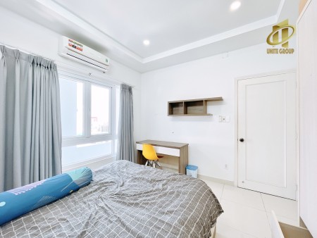 Căn hộ 1 phòng ngủ riêng - full nội thất - cửa sổ thoáng - view sông Q4 , 50m2