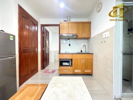 căn hộ 1 phòng ngủ ngay Bến Vân Đồn Quận 4, 30m2