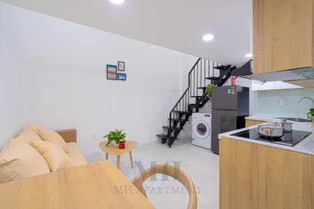 Duplex full nội thất máy giặt riêng ngay trung tâm Quận 7, 30m2
