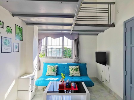 Duplex full nội thất cửa sổ lớn ngay trung tâm Quận 7, 30m2
