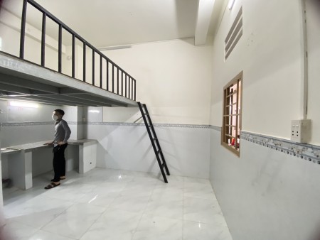 Căn hộ đẹp có gác giá rẻ ở Lê Trọng Tấn Tân Phú, 30m2
