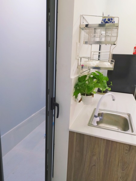 Phòng cho thuê Cống Lở gần chợ Phạm Văn Bạch P15 Tân Bình, 30m2