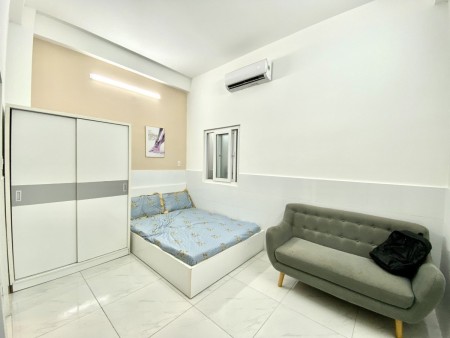 Căn Hộ Dịch Vụ Gần Chợ Tân Hương, 27m2