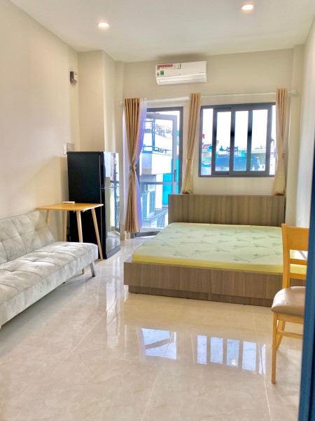 STUDIO bancon gần ĐH Nguyễn Tất Thành, ĐH Luật Q4, 35m2