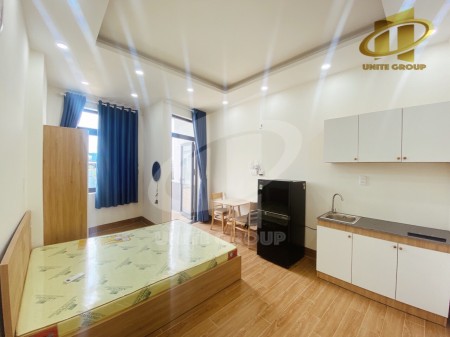 CHO THUÊ CĂN HỘ STUDIO BANCON FULL NỘI THẤT GẦN CẦU KÊNH TẺ TÔN ĐẢN QUẬN 4, 35m2