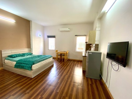 Studio 2 cửa sổ lớn full nội thất - gần KCX Tân Thuận, cầu Phú Mỹ quận 7, 27m2