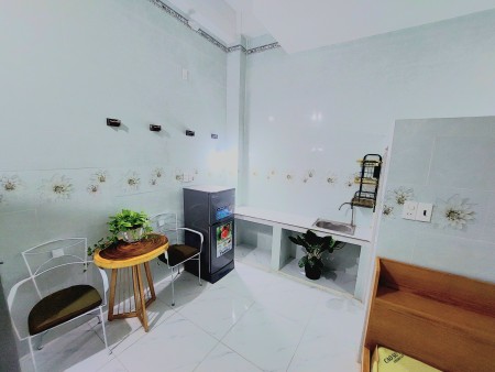 Căn hộ mới Full nội thất Vườn Lài, Gần ĐH Văn Hiến, 20m2