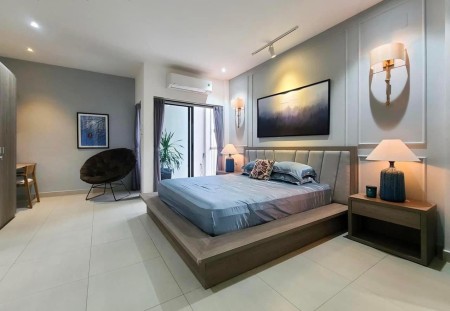 Căn hộ cao cấp Full NT sang chảnh xịn xò có ban công giá rẻ có một không hai ở Khánh Hội, q4, 40m2