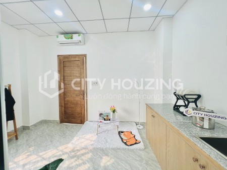 Còn phòng trọ ở Phạm Văn Bạch thuận tiện cho việc đi lại, 20m2