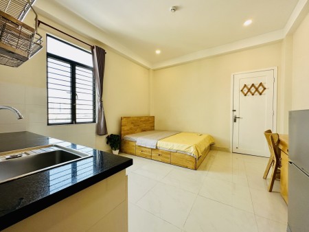 Cho thuê căn hộ studio nằm ở Q4 đường Tôn Thất Thuyết - full nội thất - view sông , 30m2