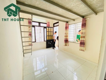 ️ Thuê Phòng Giá Tốt xát bên, trường Cao Đẳng Y Khoa Phạm Ngọc Thạch, 20m2