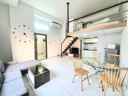 Duplex sofa ngay cửa sổ lớn full nội thất - Gần Lotte quận 7, 30m2